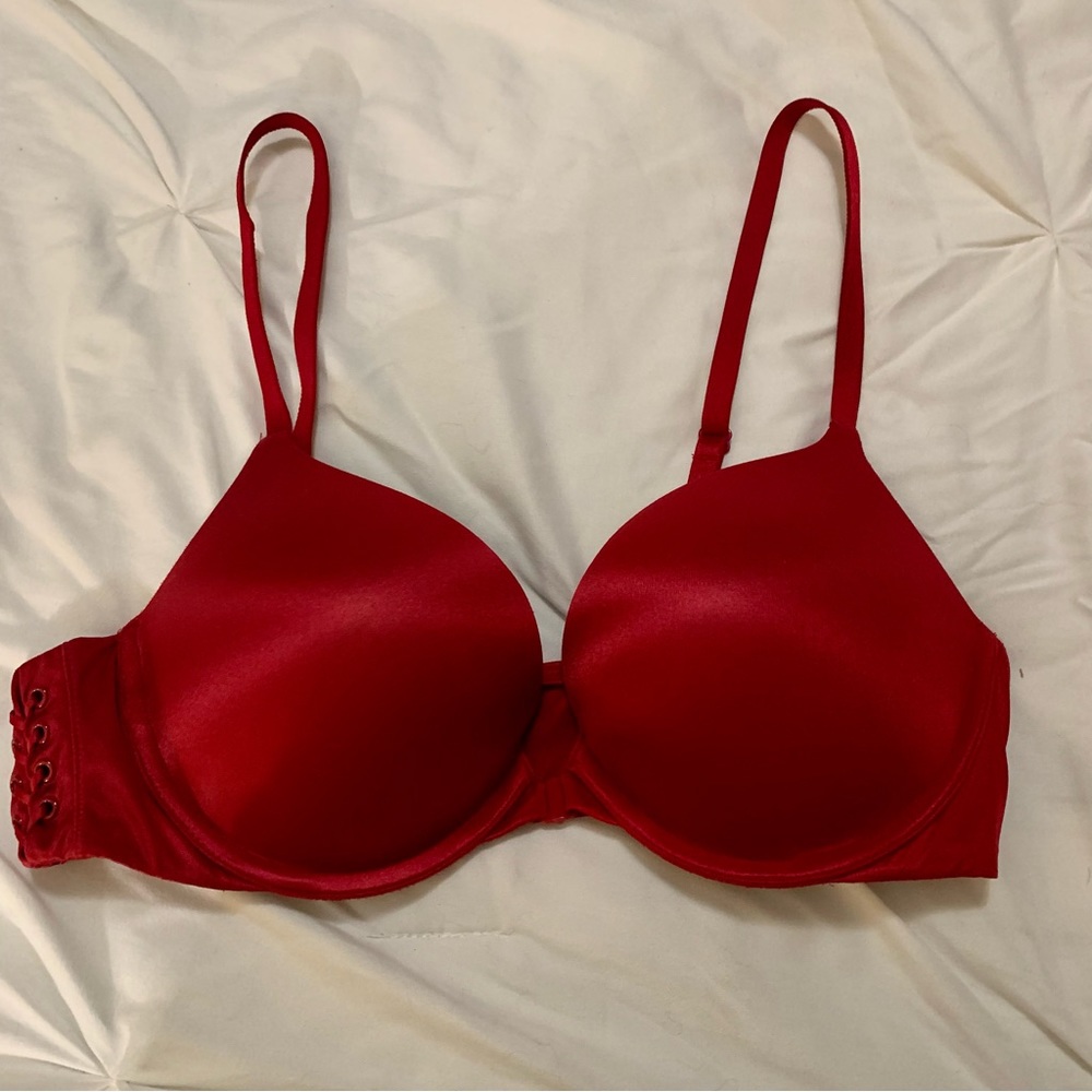 Victoria Secret Sexy Front Closure Push Up Bra 36B RED